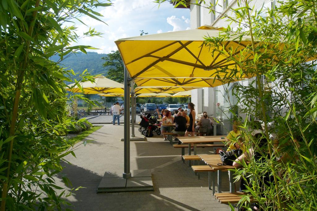 Swiss Hostel Lago Lodge Biel Exterior foto